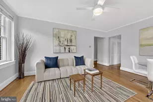 2410 20th St NW, Washington, DC 20009 - Photo 4