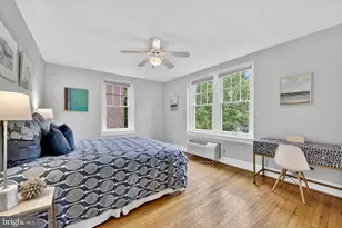 2410 20th St NW, Washington, DC 20009 - Photo 8