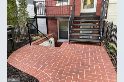 449 New Jersey Avenue SE #B, Washington, DC 20003 - Photo 2
