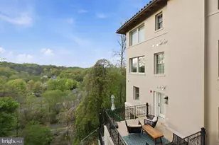 2800 Adams Mill Rd NW, Washington, DC 20009 - Photo 8