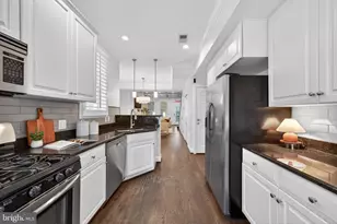 1019 7th St NE, Washington, DC 20002 - Photo 10