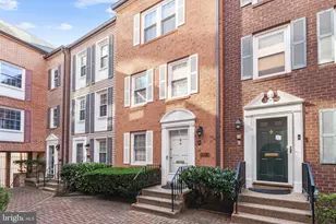 900 24th St NW, Washington, DC 20037 - Photo 2