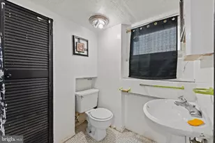 2405 Rhode Island Ave NE, Washington, DC 20018 - Photo 16