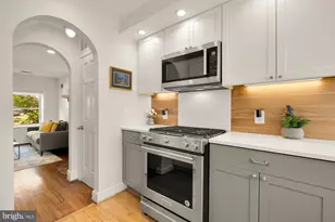 1736 V St NW, Washington, DC 20009 - Photo 10