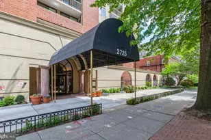 2725 Connecticut Ave NW, Washington, DC 20008 - Photo 24