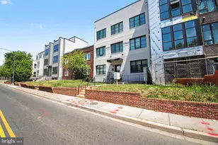 1009 17th St NE, Washington, DC 20002 - Photo 16