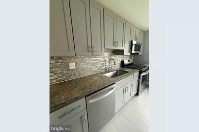 3010 V Place SE, Washington, DC 20020 - Photo 8