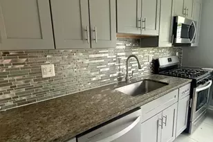 3010 V Pl SE, Washington, DC 20020 - Photo 8