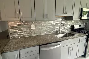 3010 V Pl SE, Washington, DC 20020 - Photo 2