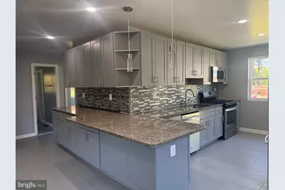 3010 V Place SE, Washington, DC 20020 - Photo 4