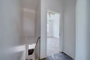 28 Hanover Pl NW, Washington, DC 20001 - Photo 24