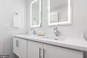 645 Maryland Ave NE, Washington, DC 20002 - Photo 48