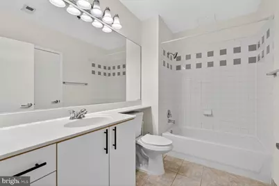 1300 N Street NW #518, Washington, DC 20005 - Photo 8