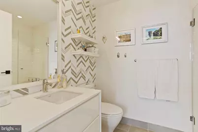1011 M Street NW #703, Washington, DC 20001 - Photo 20