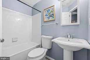 610 Irving St NW, Washington, DC 20010 - Photo 20