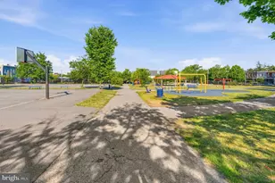 610 Irving St NW, Washington, DC 20010 - Photo 24