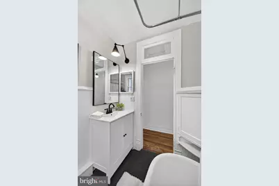 323 13th Street SE, Washington, DC 20003 - Photo 32
