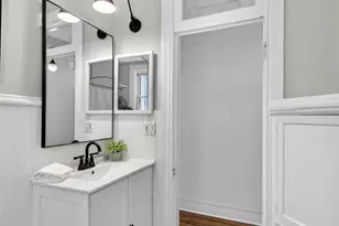 323 13th St SE, Washington, DC 20003 - Photo 32