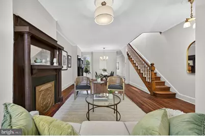 323 13th Street SE, Washington, DC 20003 - Photo 6