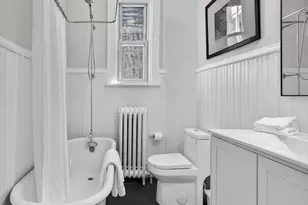 323 13th St SE, Washington, DC 20003 - Photo 30