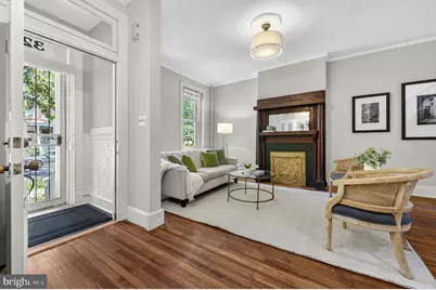 323 13th Street SE, Washington, DC 20003 - Photo 4