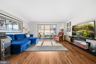 730 24th St NW, Washington, DC 20037 - Photo 1
