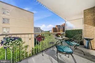 730 24th St NW, Washington, DC 20037 - Photo 24