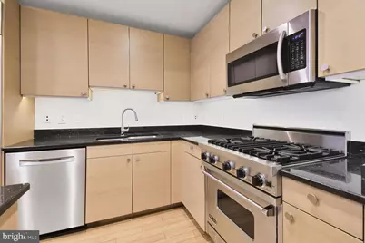 2425 L Street NW #342, Washington, DC 20037 - Photo 6