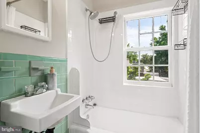 2702 Dumbarton Street NW, Washington, DC 20007 - Photo 12