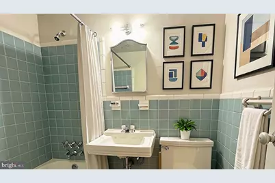 4200 NW Cathedral Avenue NW #417, Washington, DC 20016 - Photo 6