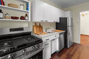 4200 NW Cathedral Ave NW, Washington, DC 20016 - Photo 4