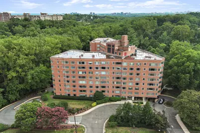 4200 NW Cathedral Avenue NW #417, Washington, DC 20016 - Photo 34