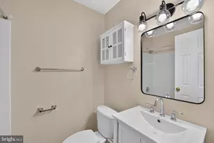 1240 18th St NE, Washington, DC 20002 - Photo 10