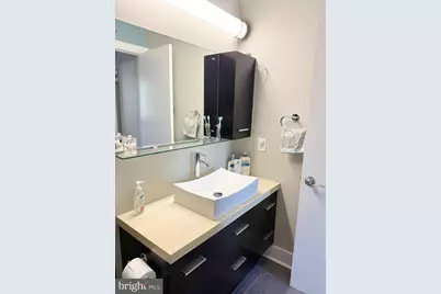 245 15th Street SE #301, Washington, DC 20003 - Photo 14