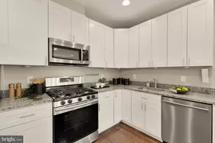 1018 13th St SE, Washington, DC 20003 - Photo 8