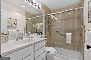 3297 Sutton Pl NW, Washington, DC 20016 - Photo 18