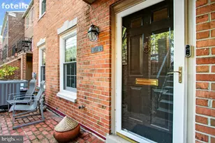 3297 Sutton Pl NW, Washington, DC 20016 - Photo 4