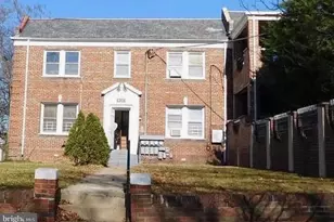 1311 Fort Stevens Dr NW, Washington, DC 20011 - Photo 2
