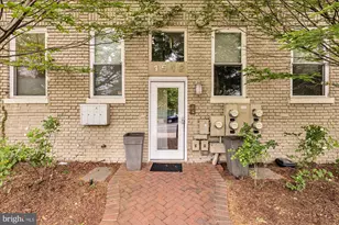 1512 10th St NW, Washington, DC 20001 - Photo 2