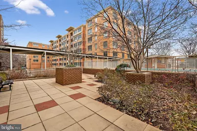 800 4th Street SW #S124, Washington, DC 20024 - Photo 4