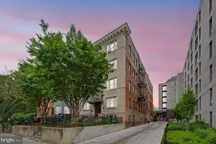 1340 Fairmont St NW, Washington, DC 20009 - Photo 2