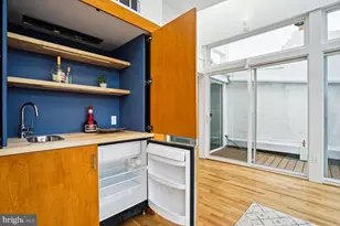 1823 1/2 16th St NW, Washington, DC 20009 - Photo 2
