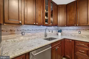 3001 Veazey Terrace NW, Washington, DC 20008 - Photo 12