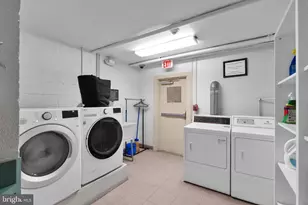 1831 Belmont Rd NW, Washington, DC 20009 - Photo 12
