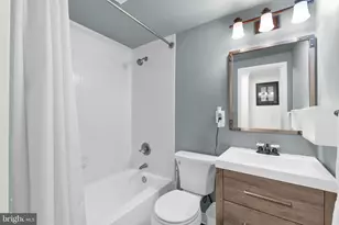1831 Belmont Rd NW, Washington, DC 20009 - Photo 10