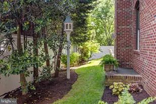 4410 Meadow Road NW, Washington, DC 20007 - Photo 28