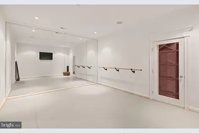 4410 Meadow Road NW, Washington, DC 20007 - Photo 24