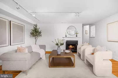 350 9th Street SE #15, Washington, DC 20003 - Photo 6