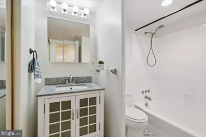 922 24th Street NW #415, Washington, DC 20037 - Photo 14