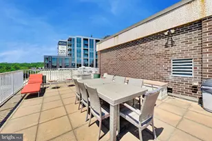 2501 Calvert St NW, Washington, DC 20008 - Photo 16